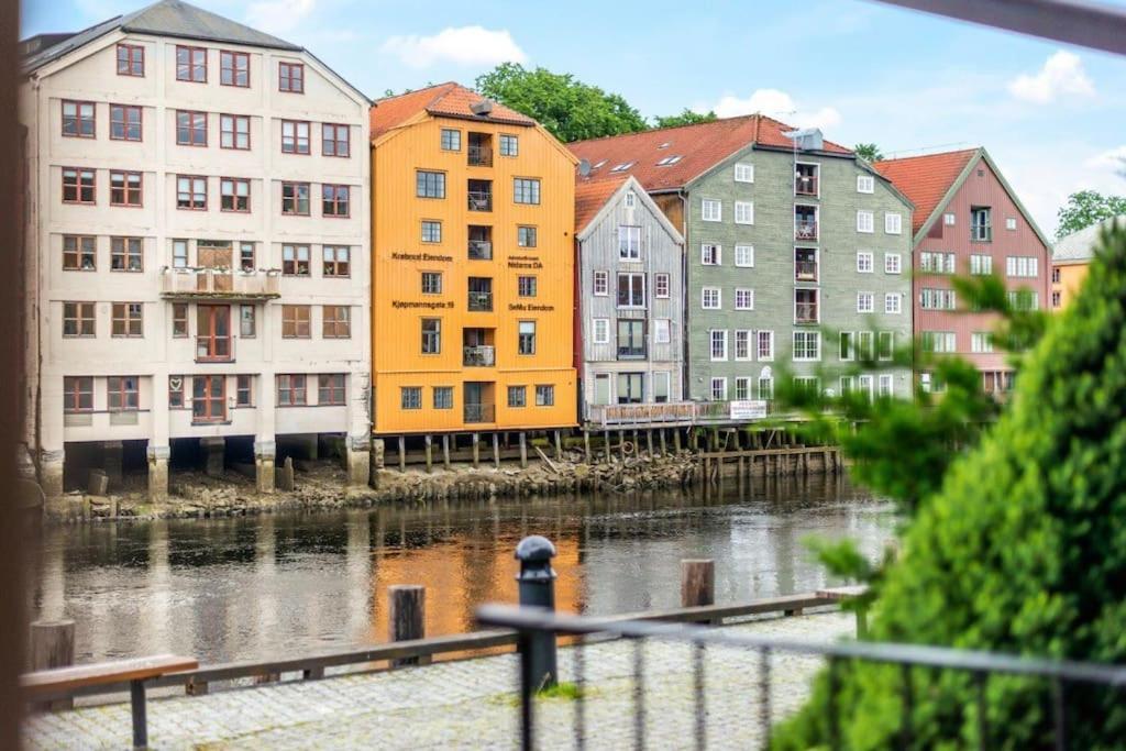Bakklandets Perle 3-Roms Apartment Trondheim Exterior photo